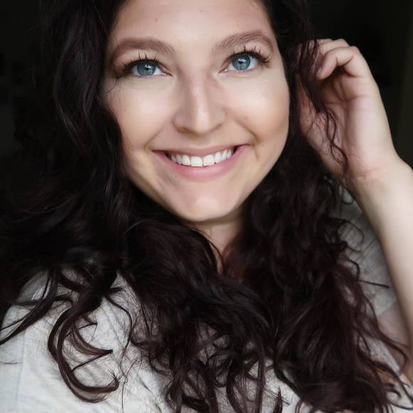 Meet the Posher Other - Meet your Posher, Kayla